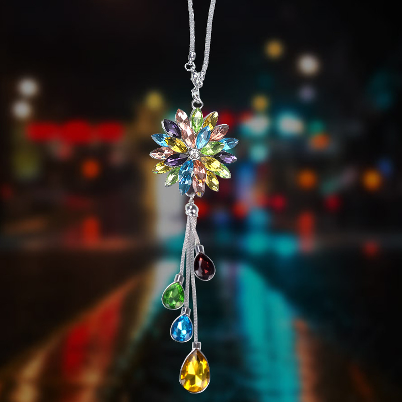 Janina kristalni auto ukras – moderni dizajn, petokraki zvjezdani oblik, unutarnja dekoracija automobila