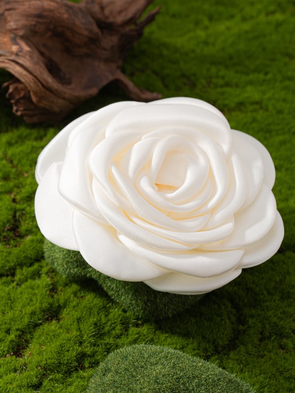 Virágkitűző kamélia, elegáns stílus, poliészter anyag, kézi készítés, testreszabható