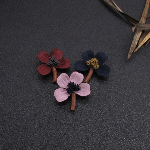 Брошка – флорална, оригинален дизайн, плат, подходяща за шал и яке, за сватба