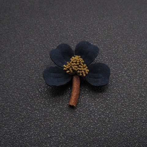Брошка – флорална, оригинален дизайн, плат, подходяща за шал и яке, за сватба