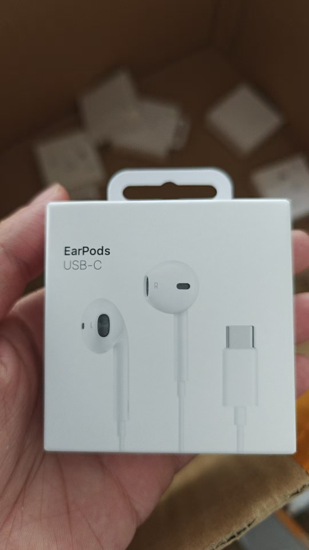 In-ear austiņas ar vadu savienojumu Lightning un USB-C (7. paaudze, dinamiskais draiveris, saderīgas ar iOS, 1,2 m kabelis)