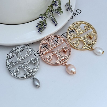 Fém korzásgyűrű medál gyöngyökkel és gyémánt-díszítésű kör alakú brokkal, elektroplattált felület, testreszabható, 2024 tavasz