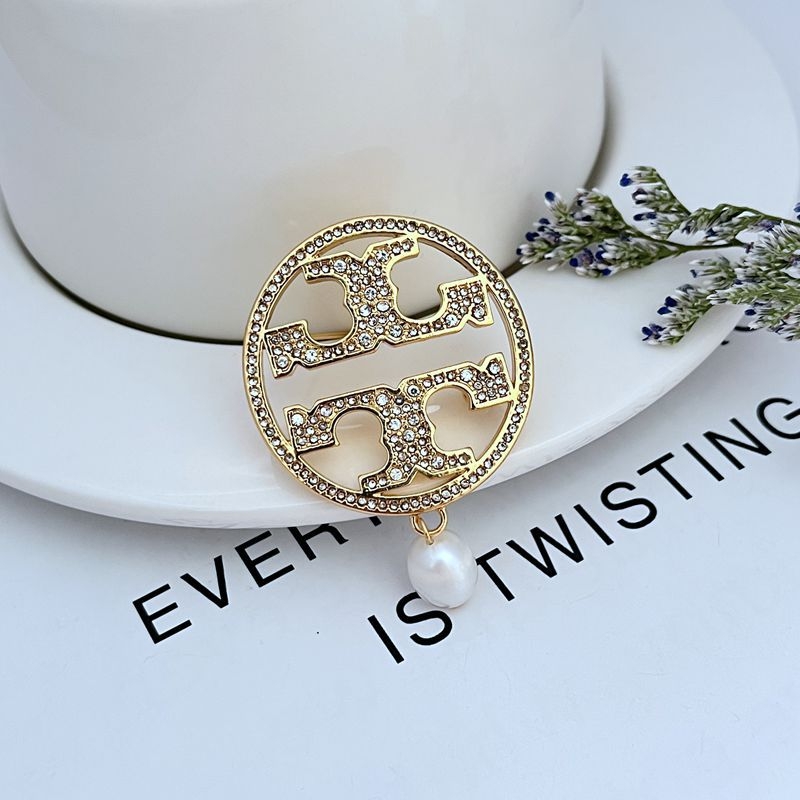 Fém korzásgyűrű medál gyöngyökkel és gyémánt-díszítésű kör alakú brokkal, elektroplattált felület, testreszabható, 2024 tavasz