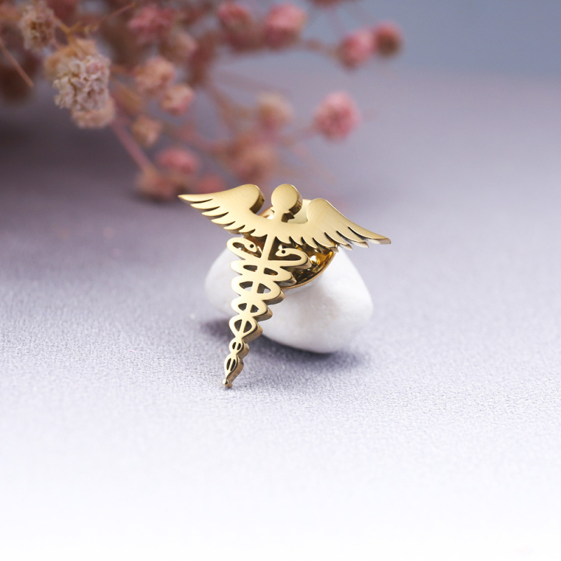 Rozsdamentes acélból készült kitűző, dupla kígyó motívum, elektroplakolás, uniszex, személyes stílus