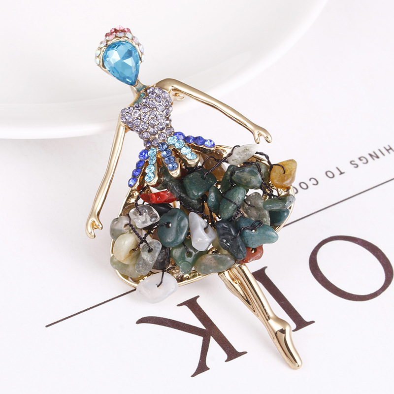 Broš od legure, cvjetni oblik, elektroplatirani premaz, vintage umjetnički stil, za žene