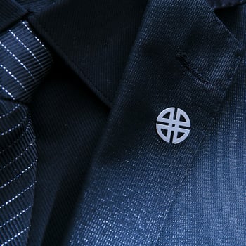 Kelta szimbólum kitűző, rozsdamentes acél, retro stílus, geometriai dizájn, elektroplatált, esküvői ajándék