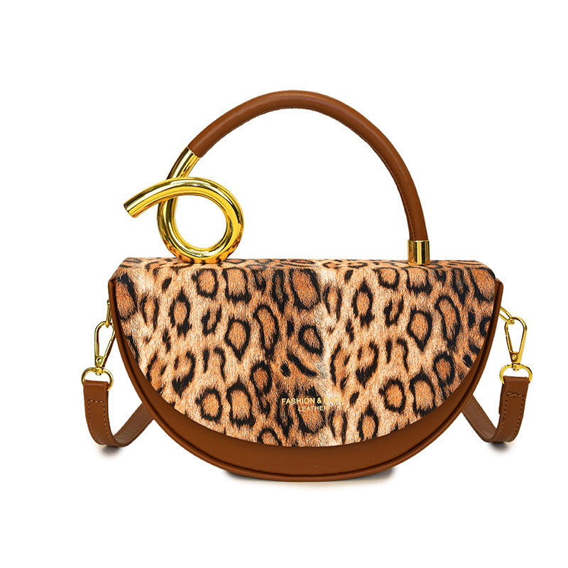 PU torbica tipa saddle s leopard uzorkom, ovalni oblik, otvaranje s poklopcem