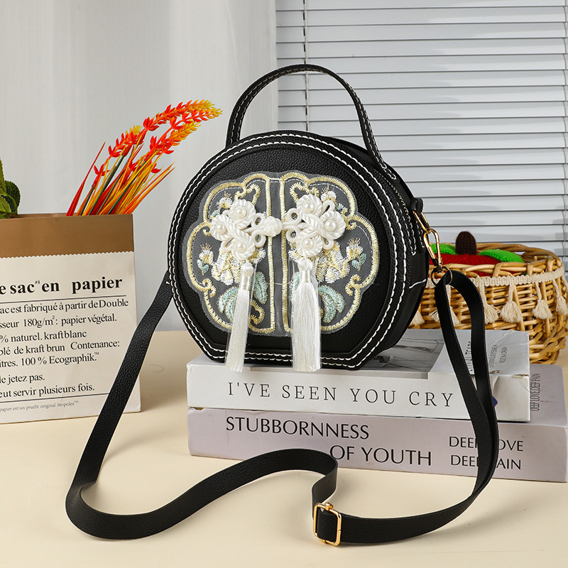 Kineski stil DIY komplet za izradu vezom za okruglu crossbody torbu (Materijal: PU; Oblik: okrugla; Stil torbe: crossbody; Otvaranje: zatvarač; Unutarnji džep za telefon)