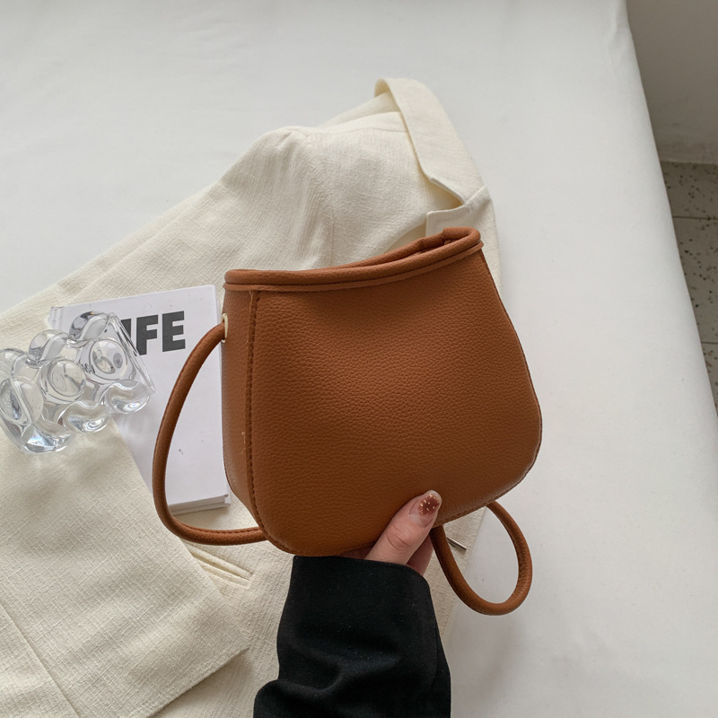 PU mala kvadratna crossbody torba sa zipom, džep za telefon, poliester podstava, gradski stil, proljeće 2025