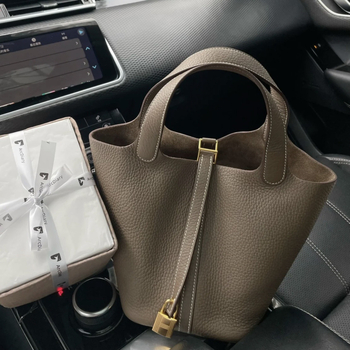 Bucket torba od prave kože, koža prvog sloja, gradski minimalistički stil, podstava od prave kože