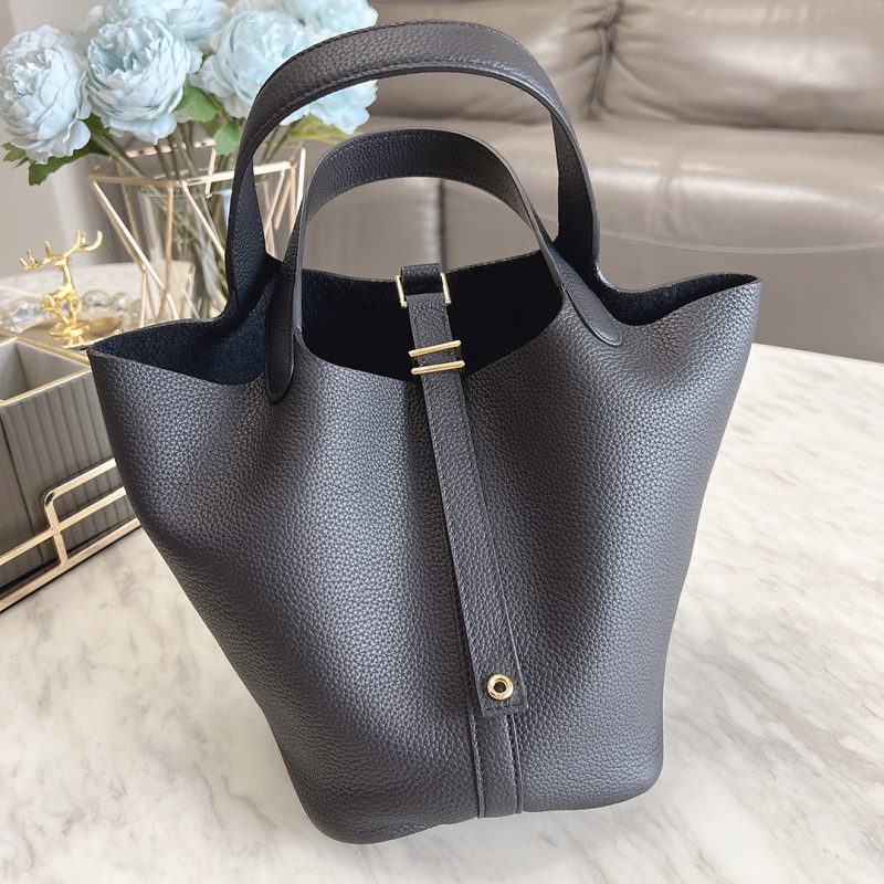 Bucket torba od prave kože, koža prvog sloja, gradski minimalistički stil, podstava od prave kože