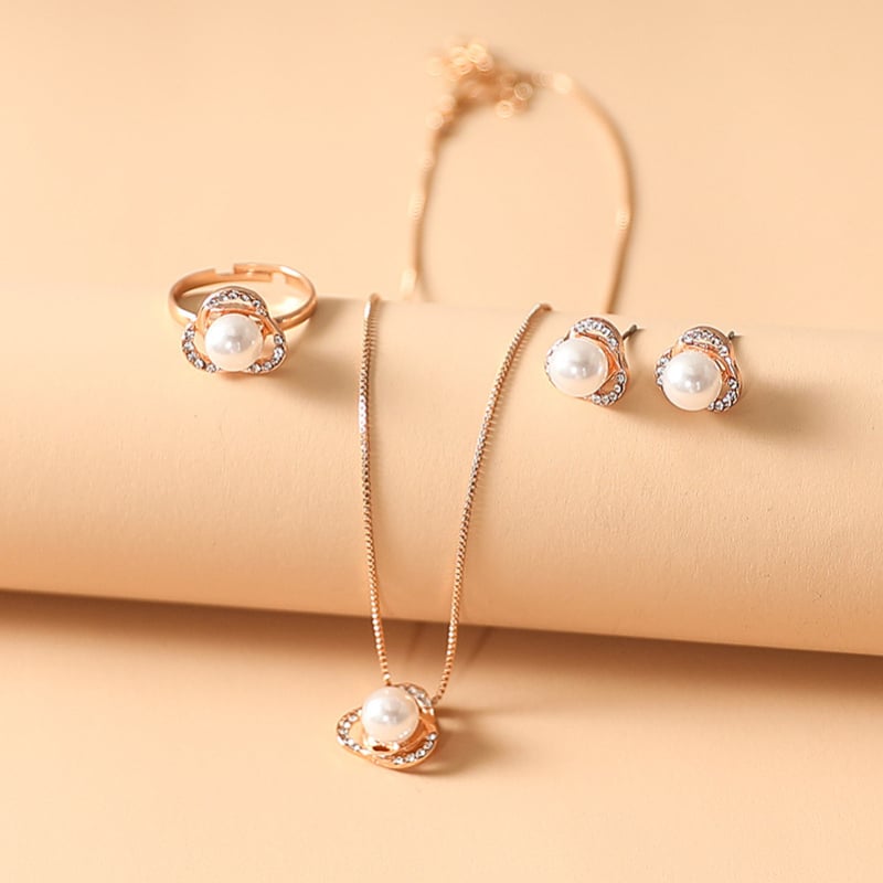 Ékszerszett: ötvözetből készült nyaklánc, fülbevaló és karkötő, bambusz lánccal, gyümölcs mintázattal, elektroplating bevonattal; uniszex, modern üzleti stílus; testreszabható magánmárkával