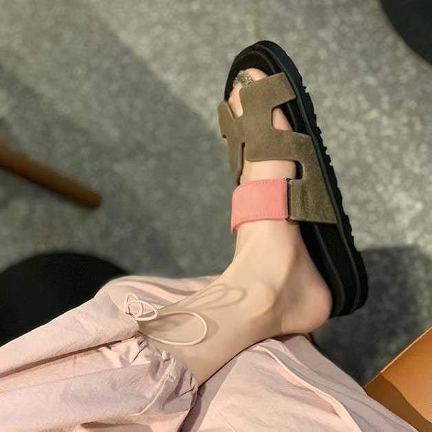 Ženske ljetne sandale s Velcro kopčom, gornji dio od umjetne PU, gumena potplata, debljina potplata 0–3 cm, ravna potplata, casual dizajn