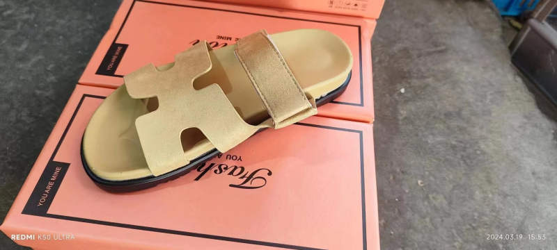 Ženske ljetne sandale s Velcro kopčom, gornji dio od umjetne PU, gumena potplata, debljina potplata 0–3 cm, ravna potplata, casual dizajn