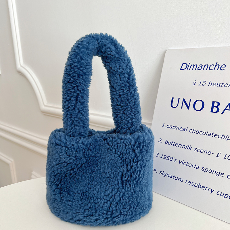 Bucket torba od umjetne ovčje dlake za žene, pliš materijal, ovalni oblik, otvoreni gornji dio, džep za mobitel