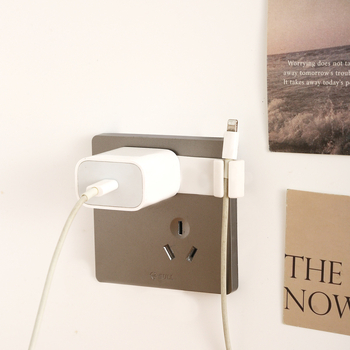 Органайзер за кабели за зарядни устройства и стенен контакт — прост дизайн, модел 227-E-0247, материал ТПЕ