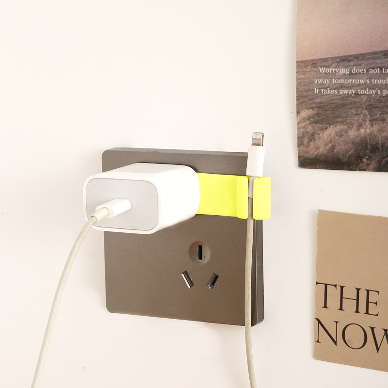 Органайзер за кабели за зарядни устройства и стенен контакт — прост дизайн, модел 227-E-0247, материал ТПЕ
