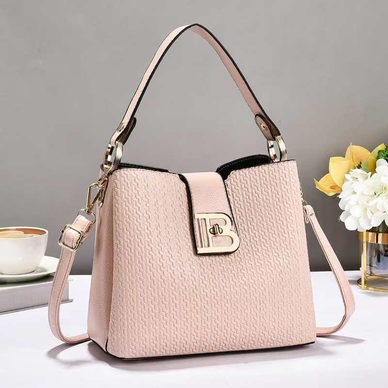 Geantă de umăr bucket din PU, stil urban minimalist, închidere cu lacăt, buzunare interioare pentru telefon și documente