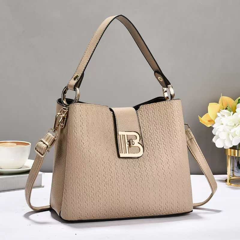 Geantă de umăr bucket din PU, stil urban minimalist, închidere cu lacăt, buzunare interioare pentru telefon și documente