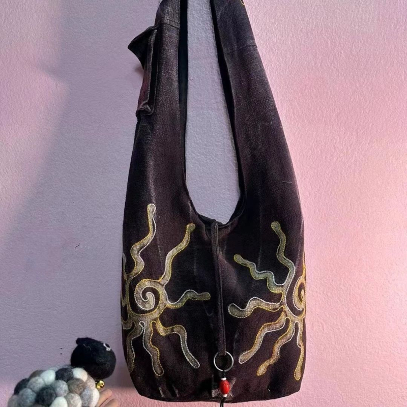 Geantă bucket brodată unisex cu curea crossbody (material PU, căptușeală din bumbac, stil bucket, primăvara 2025)