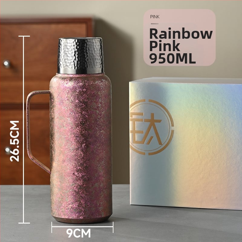 Tiszta titán termosz vákuum-szigeteltséggel, mechanikus hőmérővel, tea rekesszel és pop-up fedéllel.