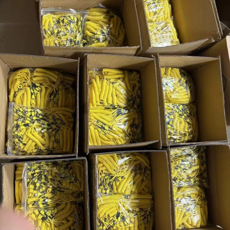 Glory 65W αναδιπλούμενο με ελατήριο καλώδιο φόρτισης 4-σε-1 με Lightning και Type-C, σιλικόνη, διπλοί συνδετήρες, PD γρήγορη φόρτιση