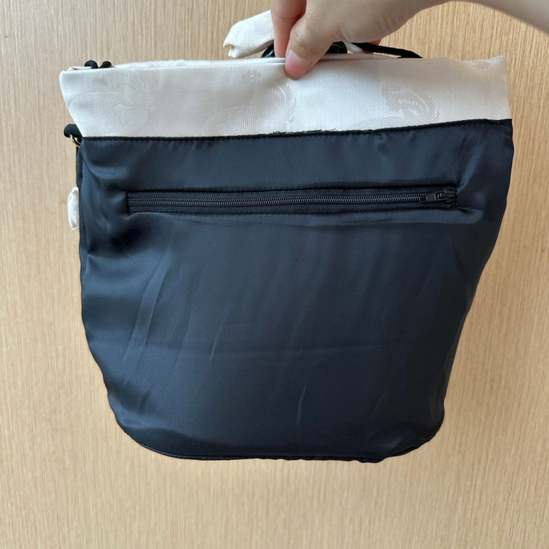 Geantă bucket crossbody în stil național-literar, material poliester, căptușeală poliester, închidere magnetică, buzunar interior cu fermoar