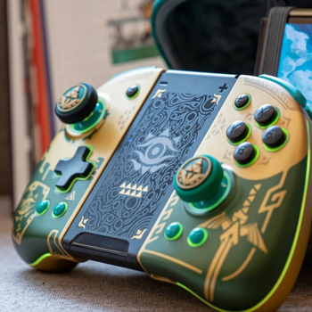 Θήκη εξαρτημάτων Nintendo Switch/OLED Zelda Tears of the Kingdom με προστατευτικά καπάκια μοχλών