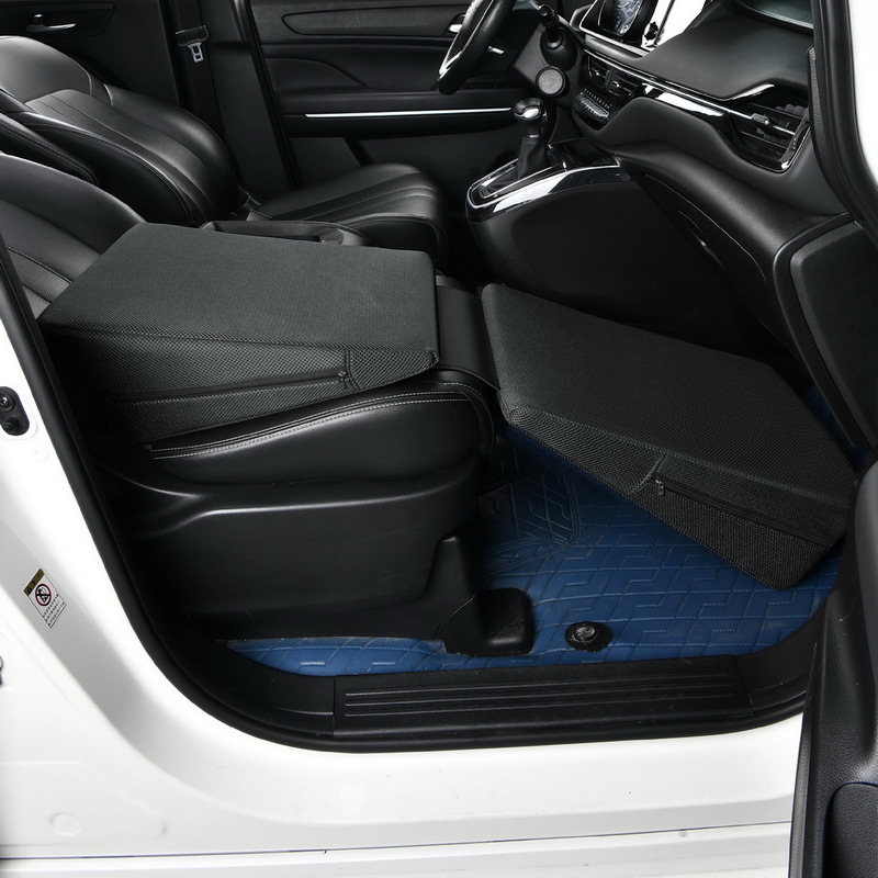 Автомобилна спална подложка — универсална за предна и задна седалка, не се нуждае от надуване, 1.2 кг, капацитет 120 кг