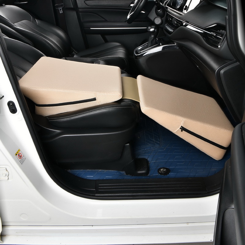 Автомобилна спална подложка — универсална за предна и задна седалка, не се нуждае от надуване, 1.2 кг, капацитет 120 кг