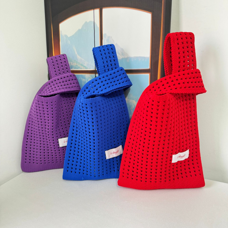 Tote torba od poliestera, vertikalni kvadratni oblik, otvorena džep, ulični stil, srednja mekoća