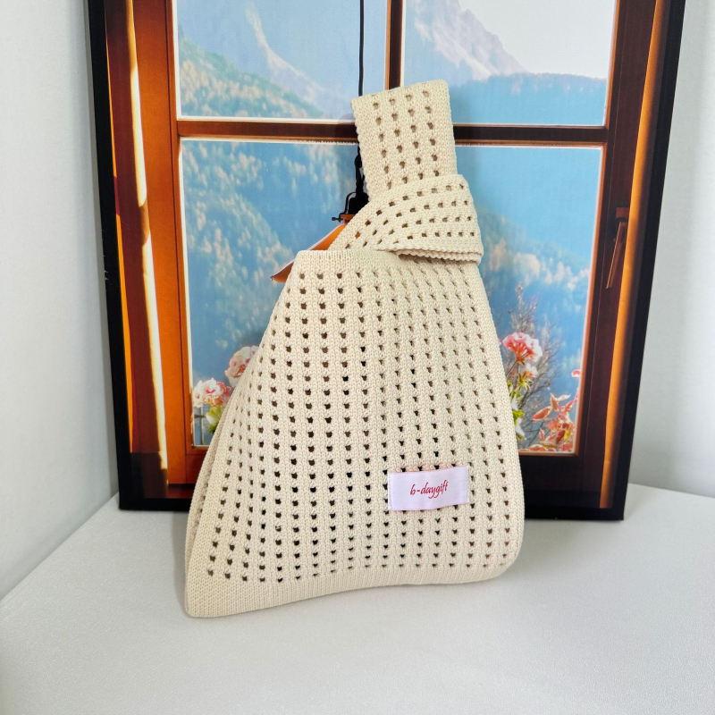 Tote torba od poliestera, vertikalni kvadratni oblik, otvorena džep, ulični stil, srednja mekoća