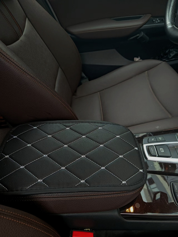 Κάλυμμα κεντρικού υποβραχιόνιου αυτοκινήτου με κεντημένο δέρμα Nappa, καθολικό, Μάρκα Mengheng