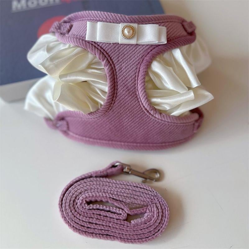 Нагръдник за кучета с дантелена панделка и гръден ремък, плат, гръден и гръбен тракционен ремък; произход Zhejiang; марка wu; опаковка 120 бр