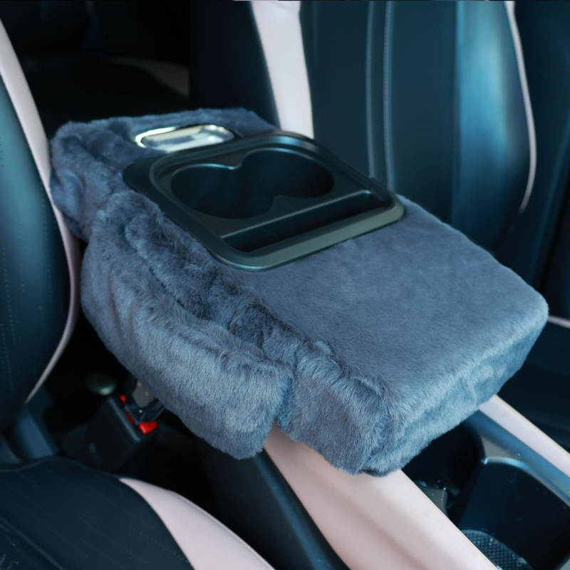 Πολυλειτουργικό βελούδινο μαξιλαράκι για το μπράτσο αυτοκινήτου (Υλικό: συνθετικό ύφασμα; Συμβατότητα: Γενική; Μάρκα: Nothing; Χωρίς προσαρμογή)