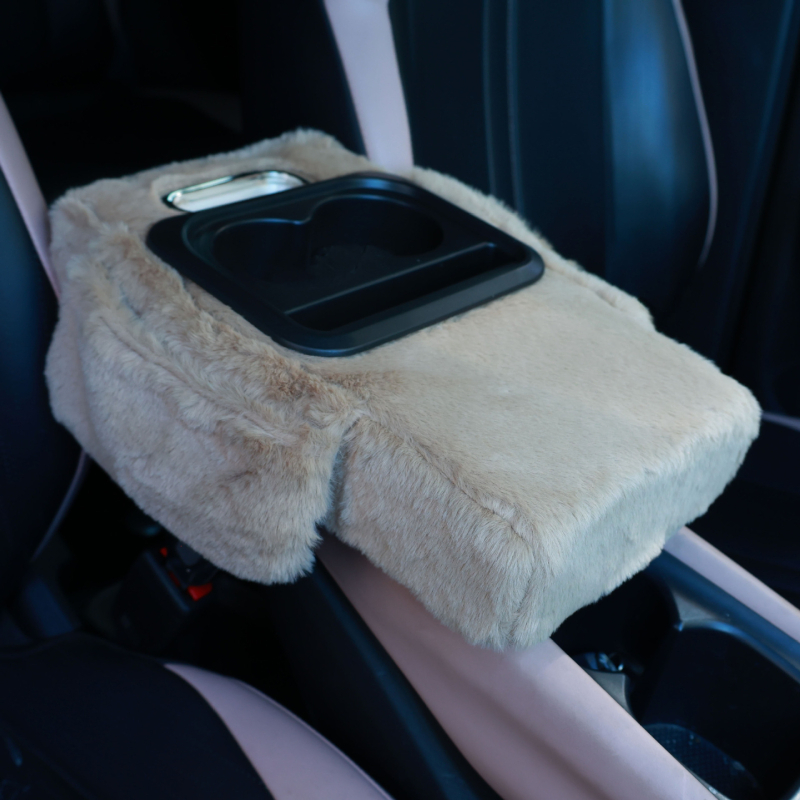 Πολυλειτουργικό βελούδινο μαξιλαράκι για το μπράτσο αυτοκινήτου (Υλικό: συνθετικό ύφασμα; Συμβατότητα: Γενική; Μάρκα: Nothing; Χωρίς προσαρμογή)