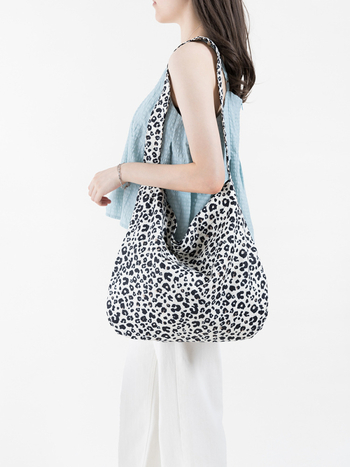 Orange Girl Tote torba – stil Fresh and Sweet, pamuk materijal, vertikalni kvadratni oblik, magnetska kopča