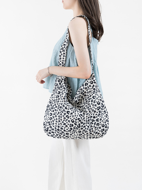 Orange Girl Tote torba – stil Fresh and Sweet, pamuk materijal, vertikalni kvadratni oblik, magnetska kopča