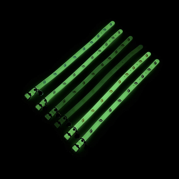 Fluoreszcens szilikon nyakörv macskáknak és kistestű kutyáknak, tappancs mintával, éjszakai fény, elvesztés elleni védelem.