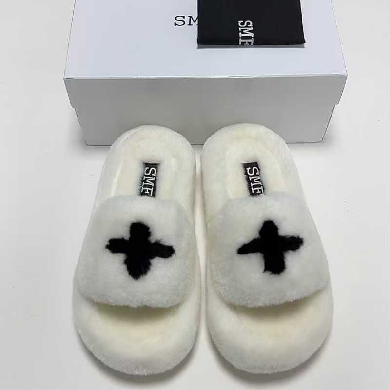 Smfk vieno dirželio šlepetės, viršus iš sintetinės odos, gumos padas, Cross Flower raštas, slip-on dizainas