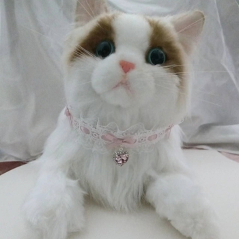 Котешки нашийник със сърцевиден мотив и кристали, марка Picking, INS стил (патерн: сърце; материал: кристали, метална дантела; стил: Инс; универсален)