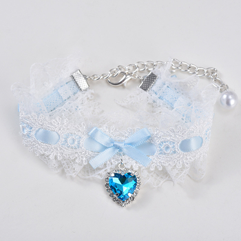 Котешки нашийник със сърцевиден мотив и кристали, марка Picking, INS стил (патерн: сърце; материал: кристали, метална дантела; стил: Инс; универсален)