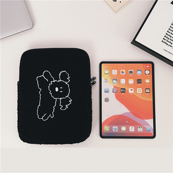 Калъф за таблет с плюшена агнешка вълна, корейски стил сладко бродирано животинче (дишащ, против кражба, устойчив на земетресения, намаляване на товара)