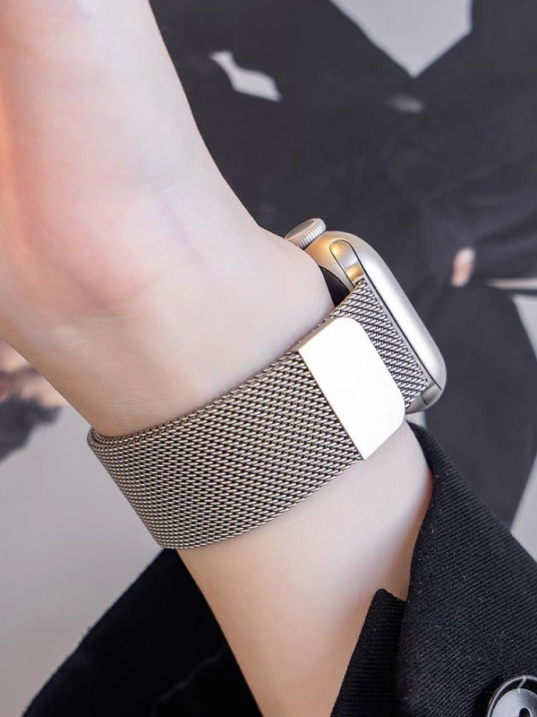 Каишка за Apple Watch от неръждаема стомана, дишаща метална лента с магнитна закопчалка, модерен стил, персонализируем размер на свързването