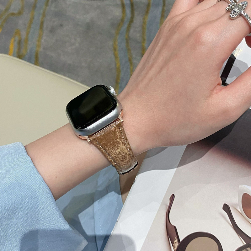 Kožna narukvica za Apple Watch s uzorkom napuklih i leptir kopčom – moderan stil