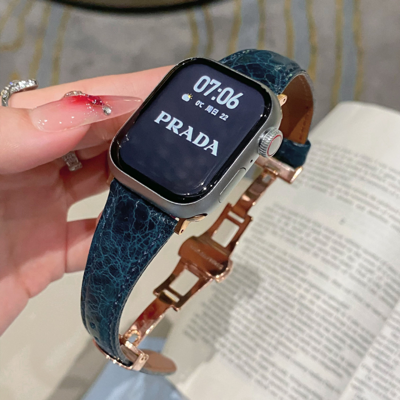 Kožna narukvica za Apple Watch s uzorkom napuklih i leptir kopčom – moderan stil