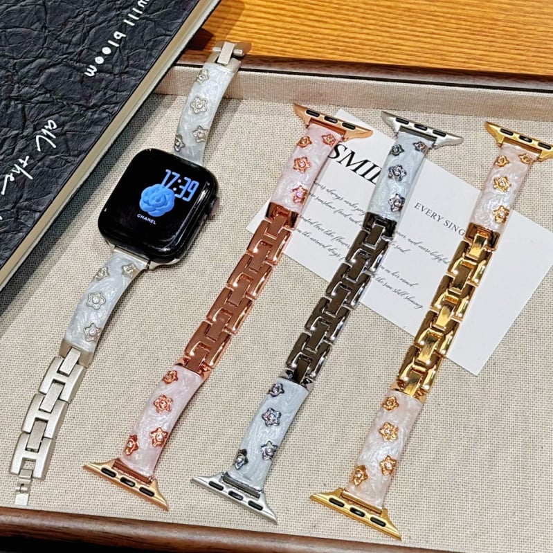 Brățară curbata din metal cu design floral, pentru Apple iPhone 11, Xiaomi Band 8/9 Pro și Huawei Band 8/9/10; material metalic, interfață 14 mm, închidere cu buton snap