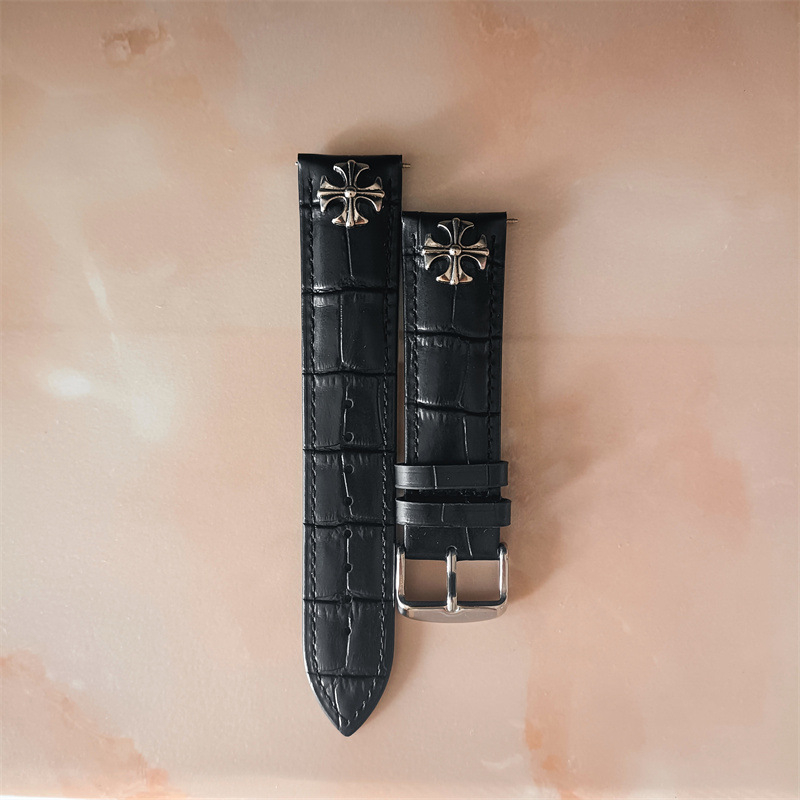 Каишка за Apple Watch от кожа с крокодилски модел; съвместима с Apple Watch; марка Neutral; без лицензираните частни марки.