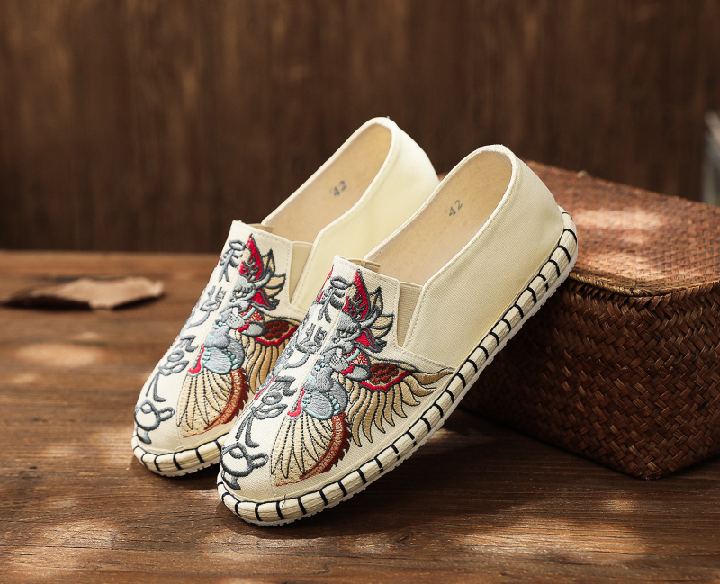 Vyriniai etniniai tekstiliniai bateliai su apvaliu nosimi, viršus iš drobės, žemas aukštis, elastinė juosta, daugiasluoksnė padai