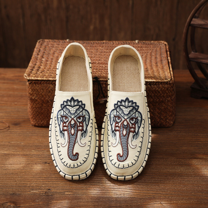 Vyriniai etniniai tekstiliniai bateliai su apvaliu nosimi, viršus iš drobės, žemas aukštis, elastinė juosta, daugiasluoksnė padai